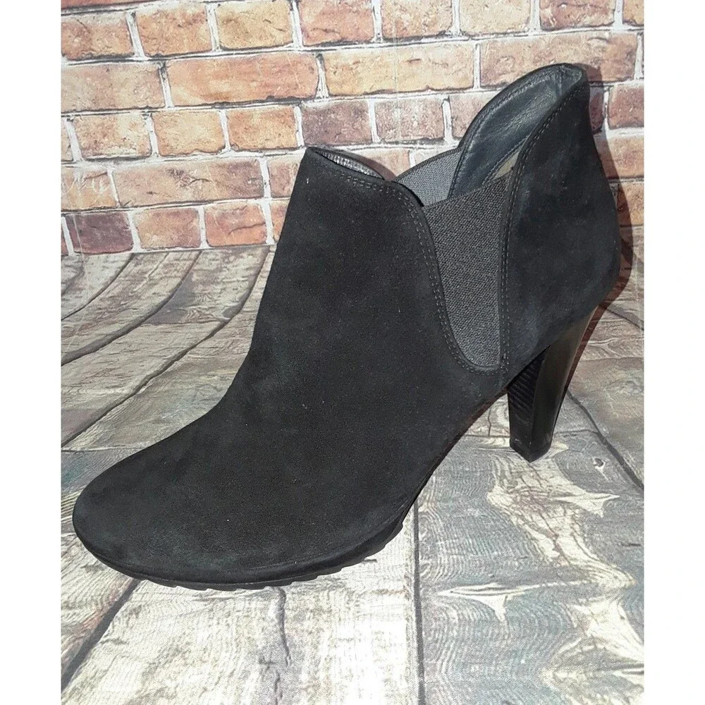 Paul Green Black Suede Ankle Platform Lug Sole Booties boots 8.5 elastic side